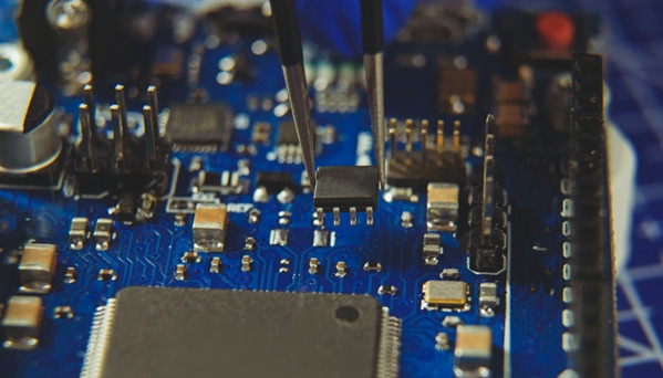 微型直流电机控制器的作用有哪些？